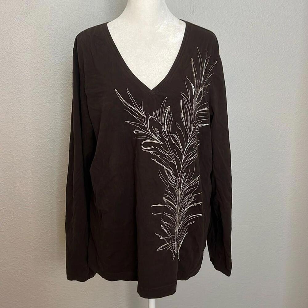 Chico’s VNeck Embroidered TShirt Brown Size Large